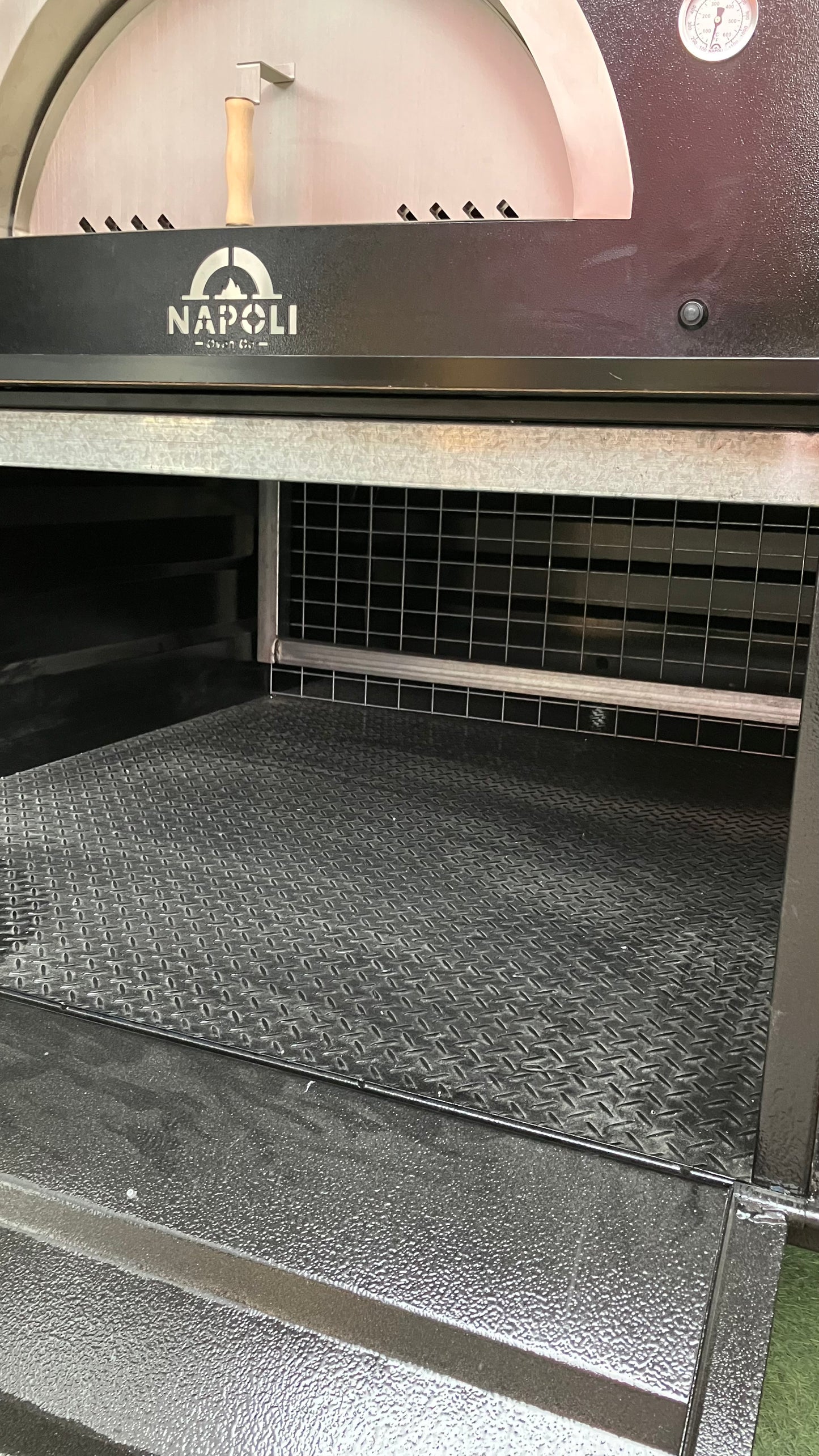 TWC Hybrid pizza oven trailer system - The Woodfired Co