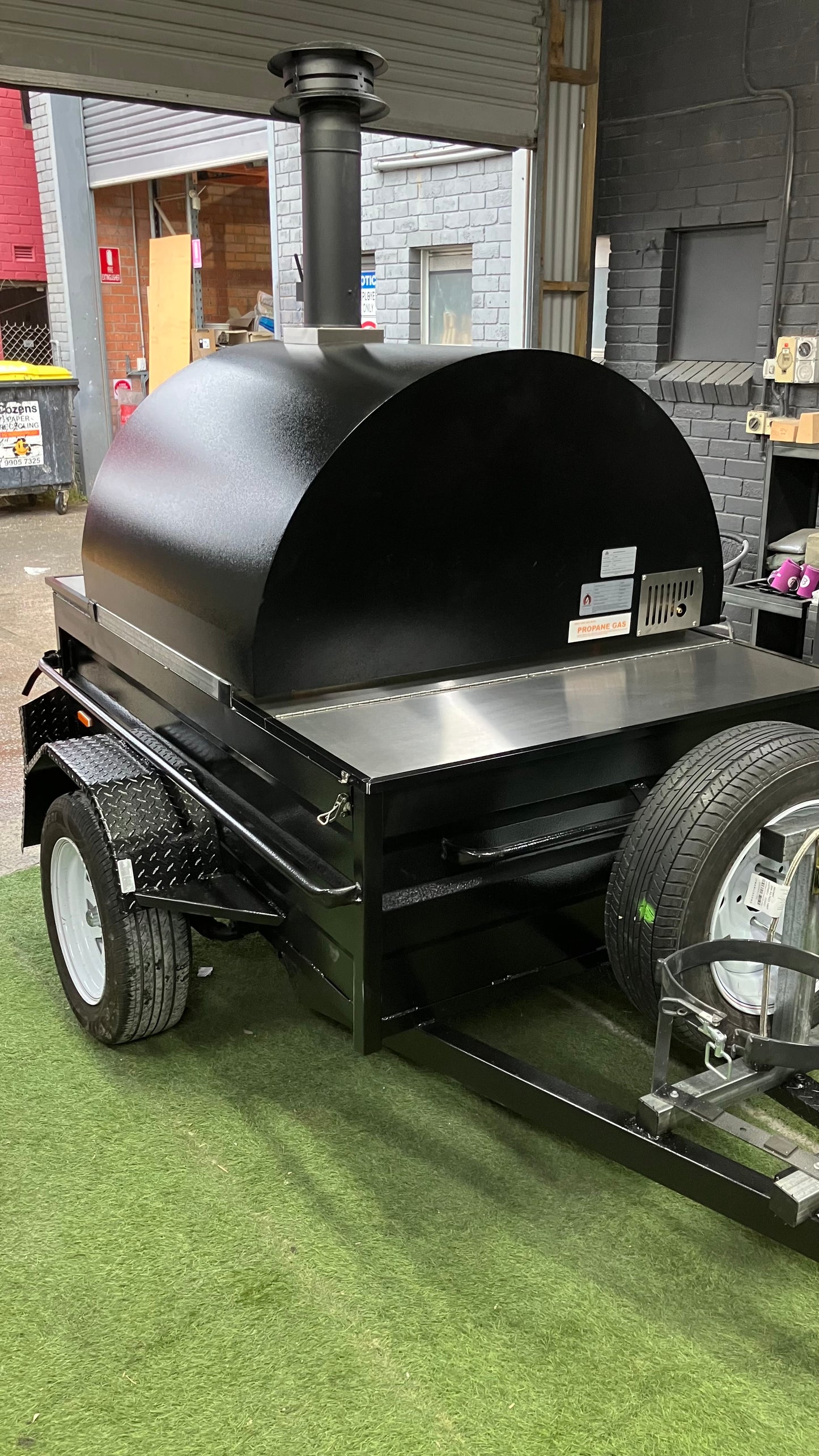 TWC Hybrid pizza oven trailer system - The Woodfired Co