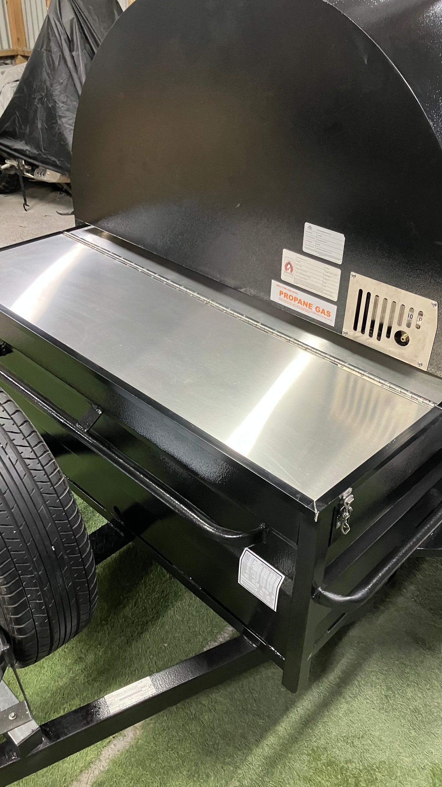 TWC Hybrid pizza oven trailer system - The Woodfired Co