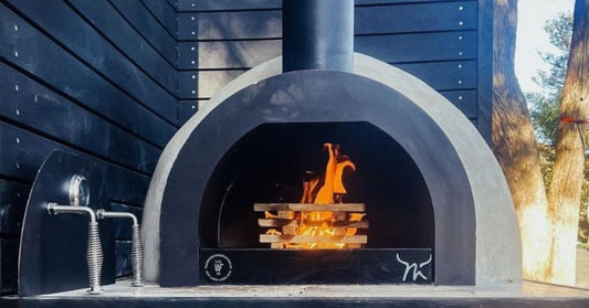 Should You Build a Wood Fired Pizza Oven From Scratch or Buy a DIY Kit?