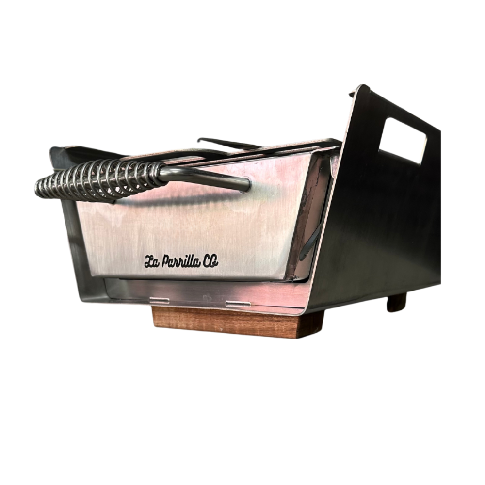 La Parrilla CO countertop charcoal grill